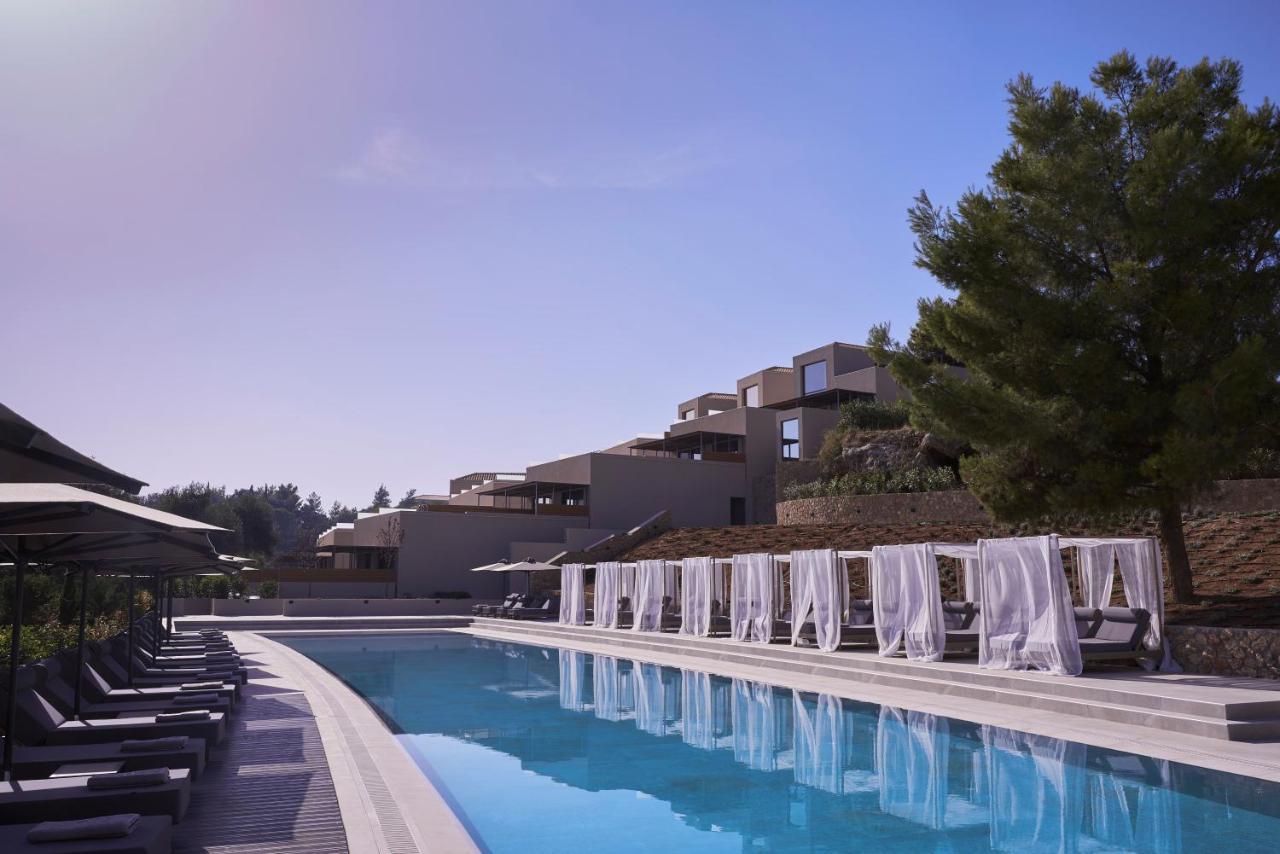 Celestial Hotel Afrato