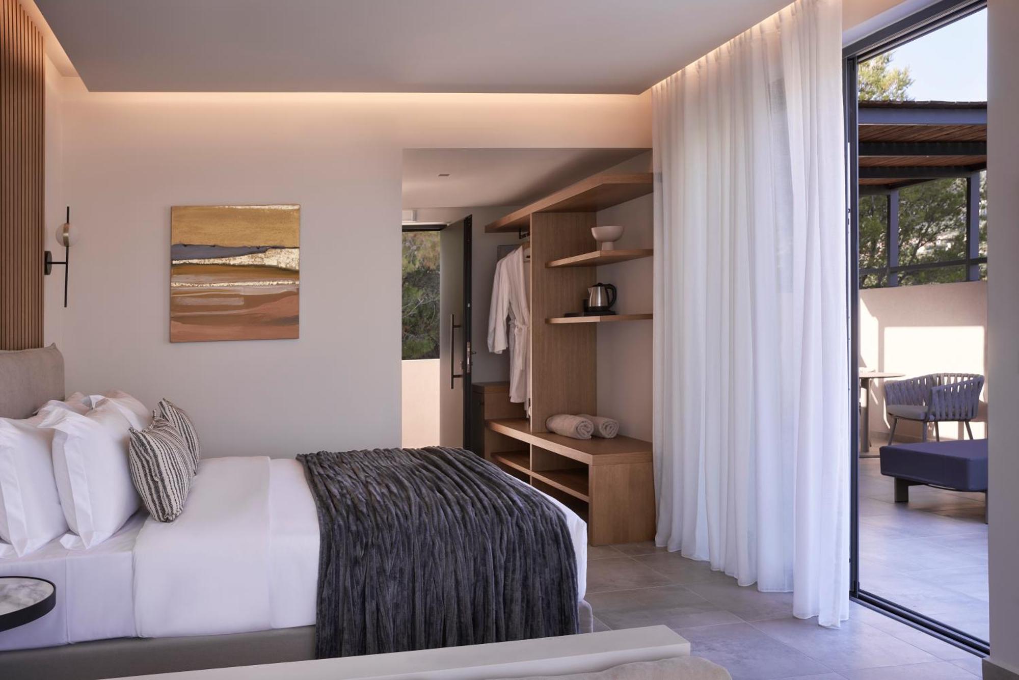 Celestial Hotel 4*